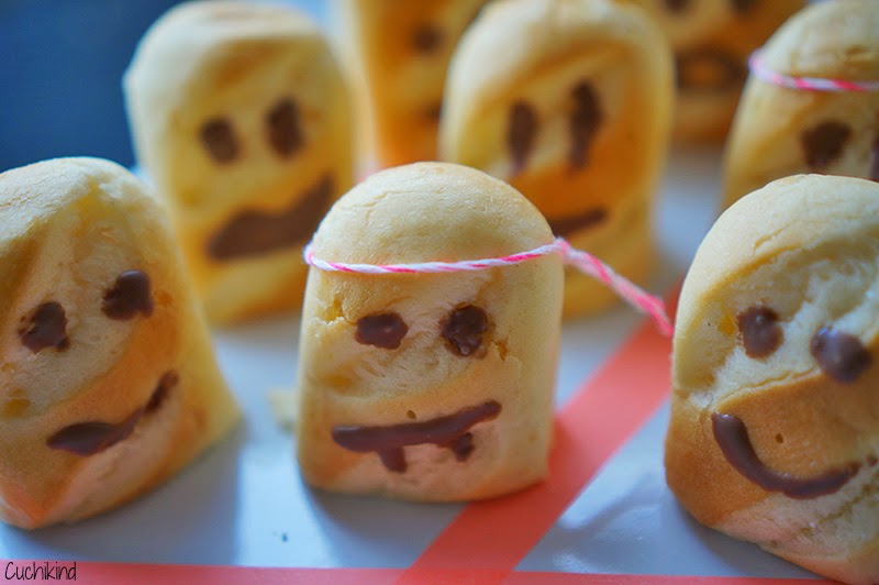 Kinder Halloween Brötchengeister