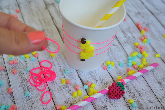 Partybecher mit Loom Bands