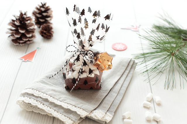 Zimtschokolade mit Marshmellows Zimtschokolade mit Marshmellows