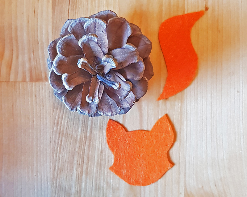 fuchs_aus_Tannenzapfen