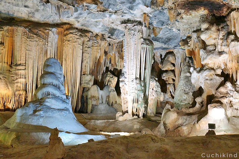 Tropfsteinhöhle_Südafrika